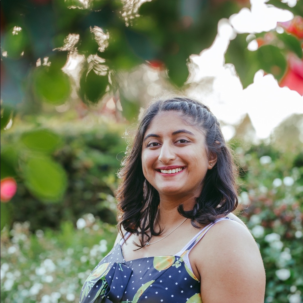 Meet your Posher, Aliya